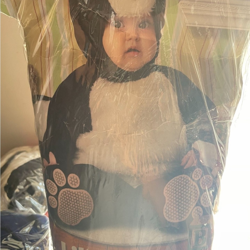 Skunk Animal Costume. Baby Skunk